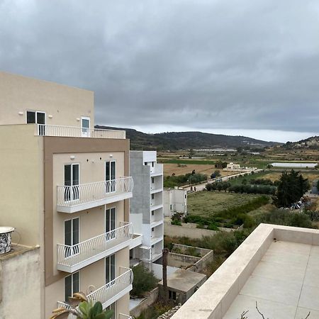 Апартаменты Hillview Duplex Penthouse Сент-Полс-Бей Экстерьер фото